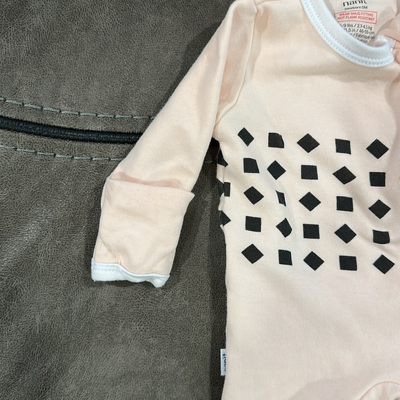 Pink Newborn Nanit Pajamas - Breathing Wear for Nanit Baby Monitor - Picture 3 of 4